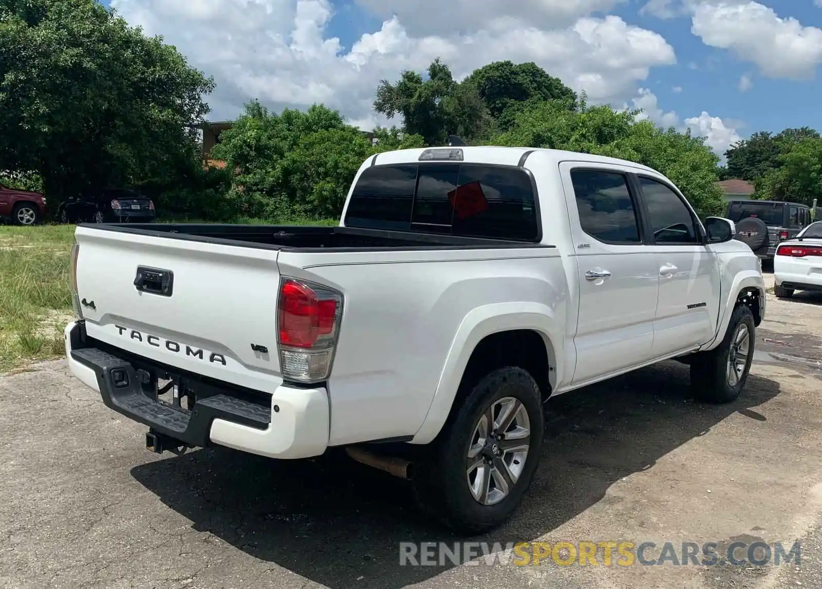 3 Photograph of a damaged car 3TMGZ5AN7KM263288 TOYOTA TACOMA 2019