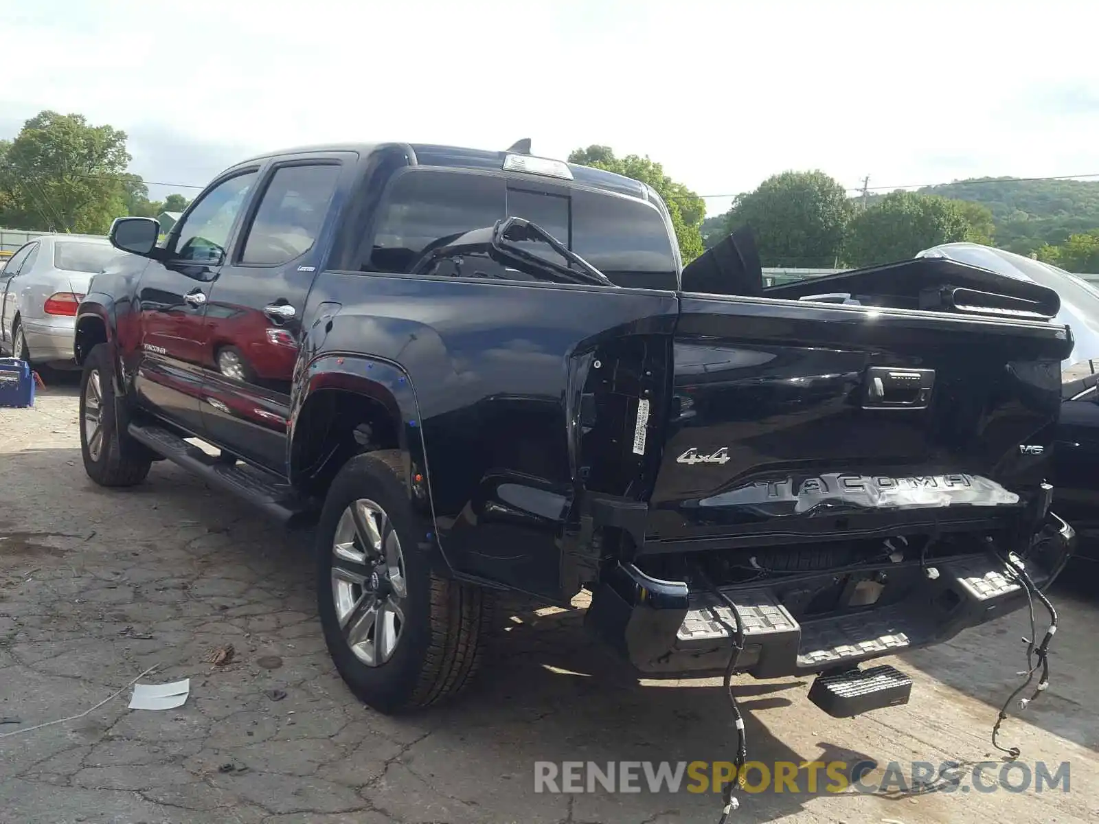 3 Photograph of a damaged car 3TMGZ5AN8KM219963 TOYOTA TACOMA 2019