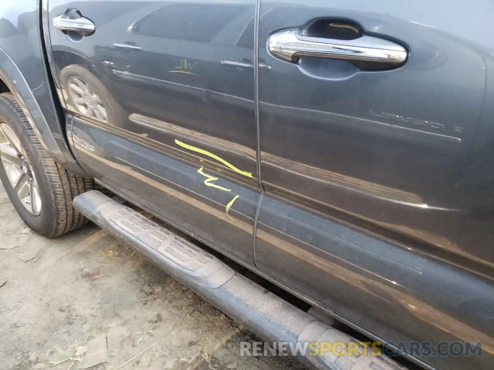 9 Photograph of a damaged car 3TMGZ5AN8KM264255 TOYOTA TACOMA 2019