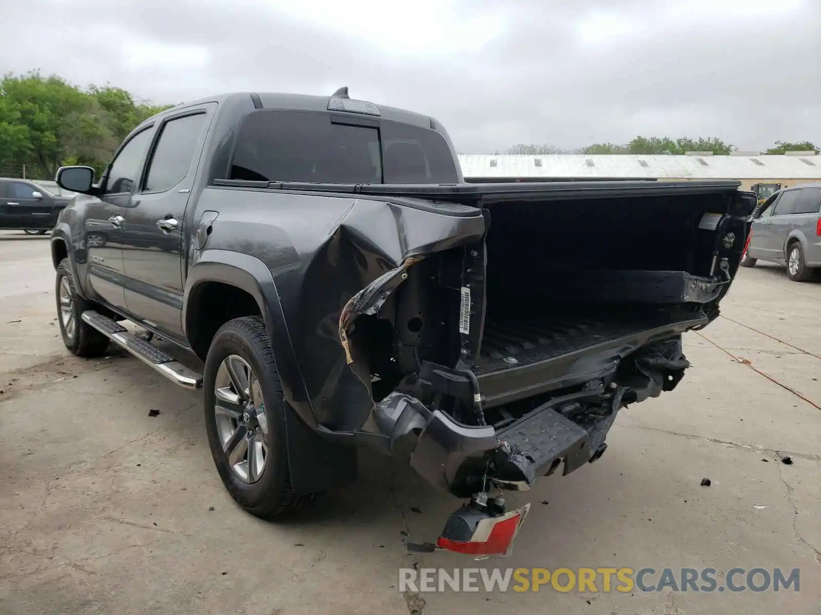 3 Photograph of a damaged car 3TMGZ5AN9KM225500 TOYOTA TACOMA 2019