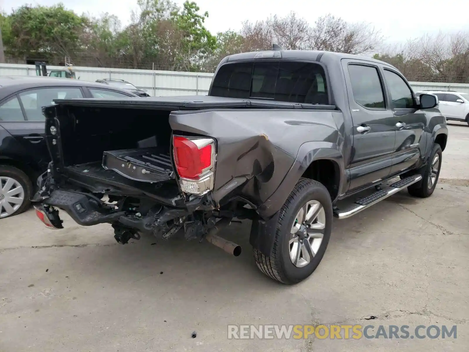 4 Photograph of a damaged car 3TMGZ5AN9KM225500 TOYOTA TACOMA 2019