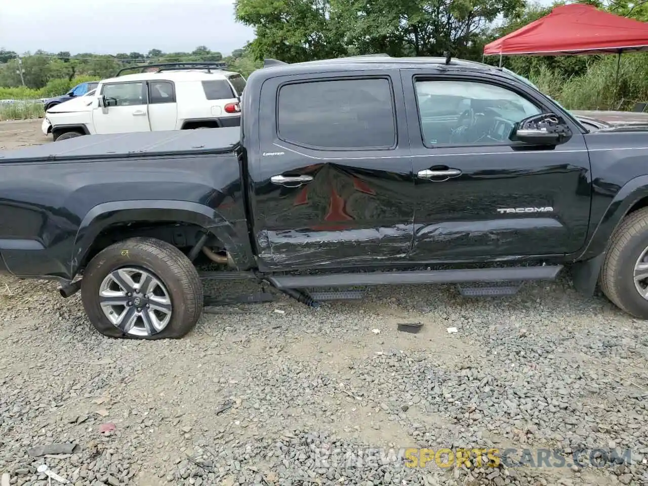 9 Photograph of a damaged car 3TMGZ5ANXKM228468 TOYOTA TACOMA 2019