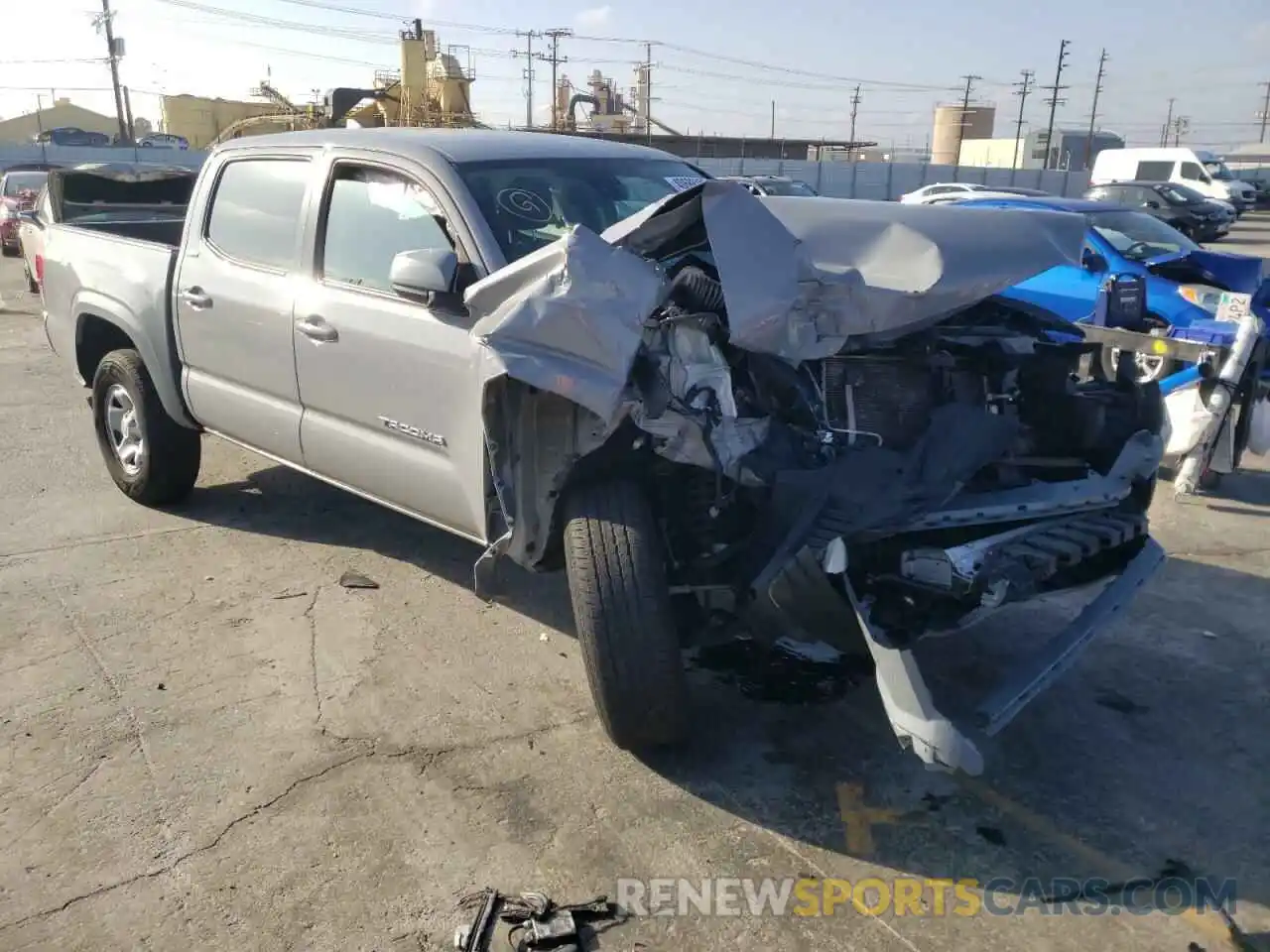 1 Photograph of a damaged car 5TFAX5GN0KX134418 TOYOTA TACOMA 2019