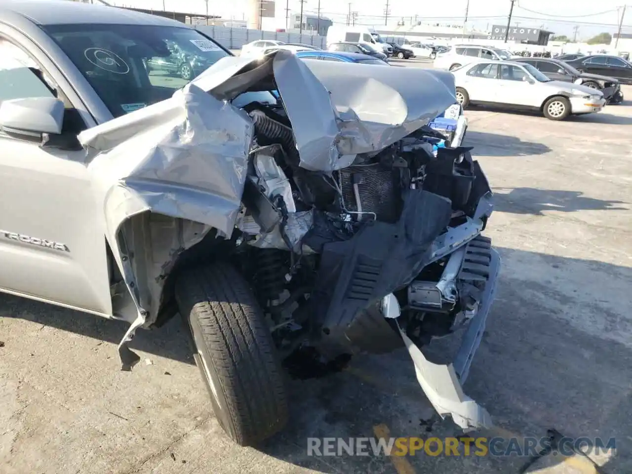 9 Photograph of a damaged car 5TFAX5GN0KX134418 TOYOTA TACOMA 2019