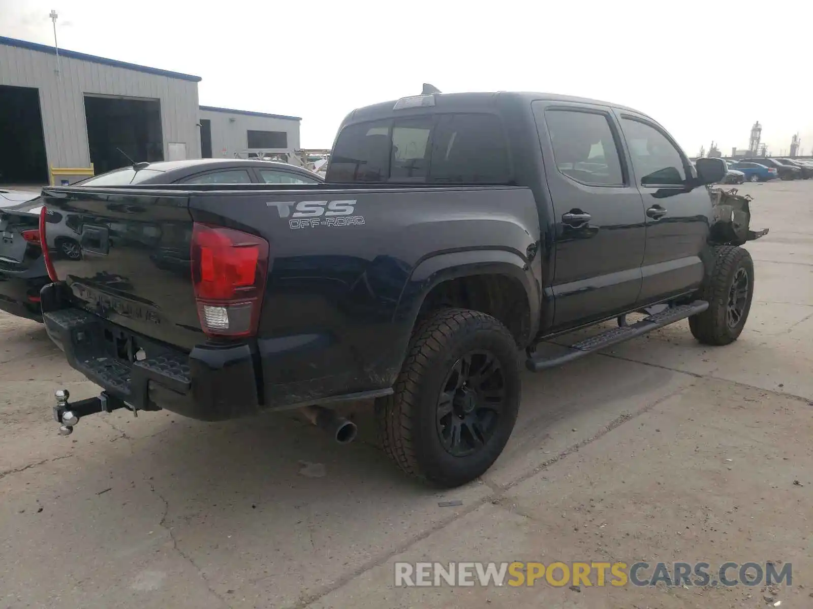 4 Photograph of a damaged car 5TFAX5GN0KX138050 TOYOTA TACOMA 2019