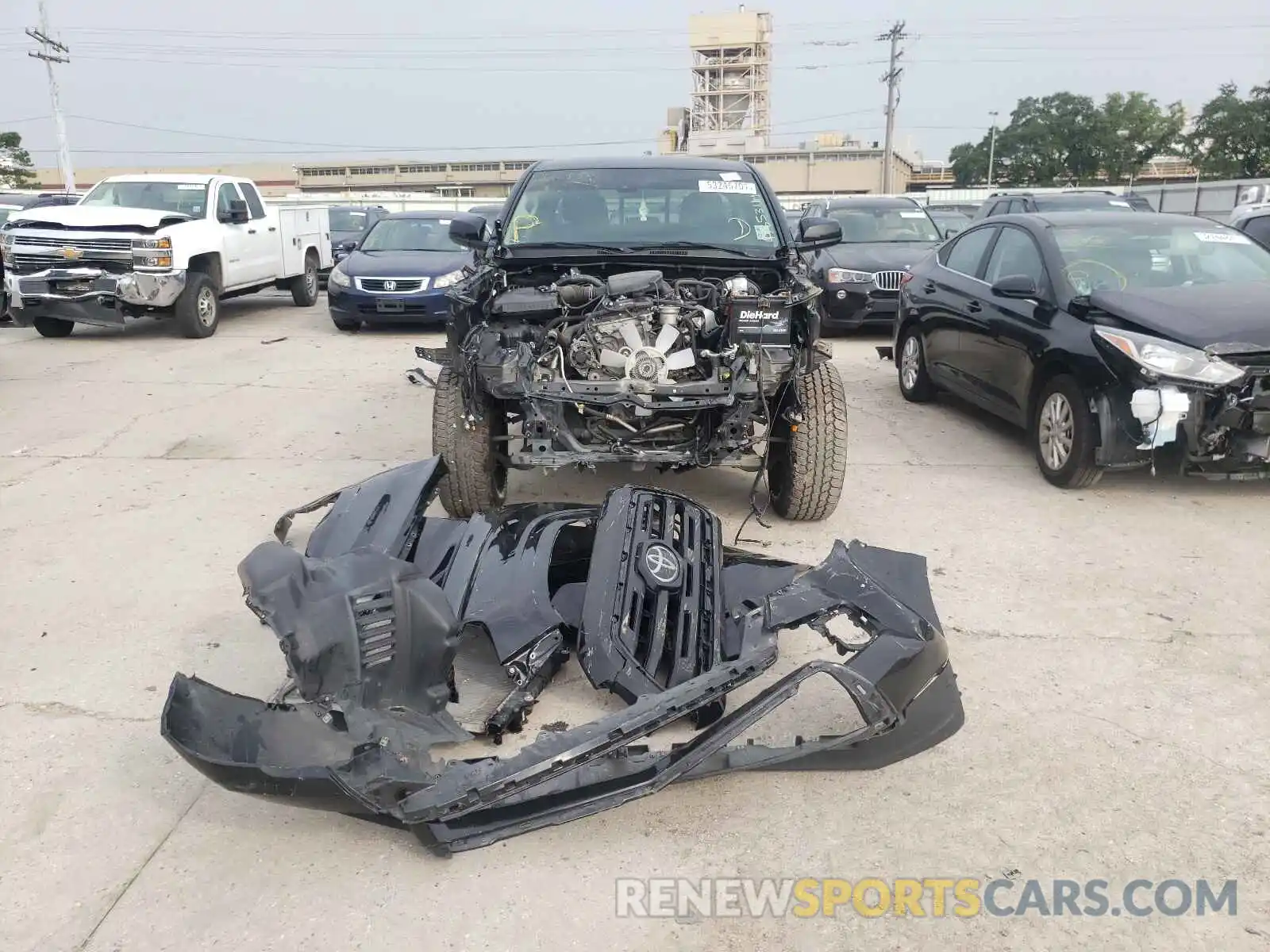 9 Photograph of a damaged car 5TFAX5GN0KX138050 TOYOTA TACOMA 2019