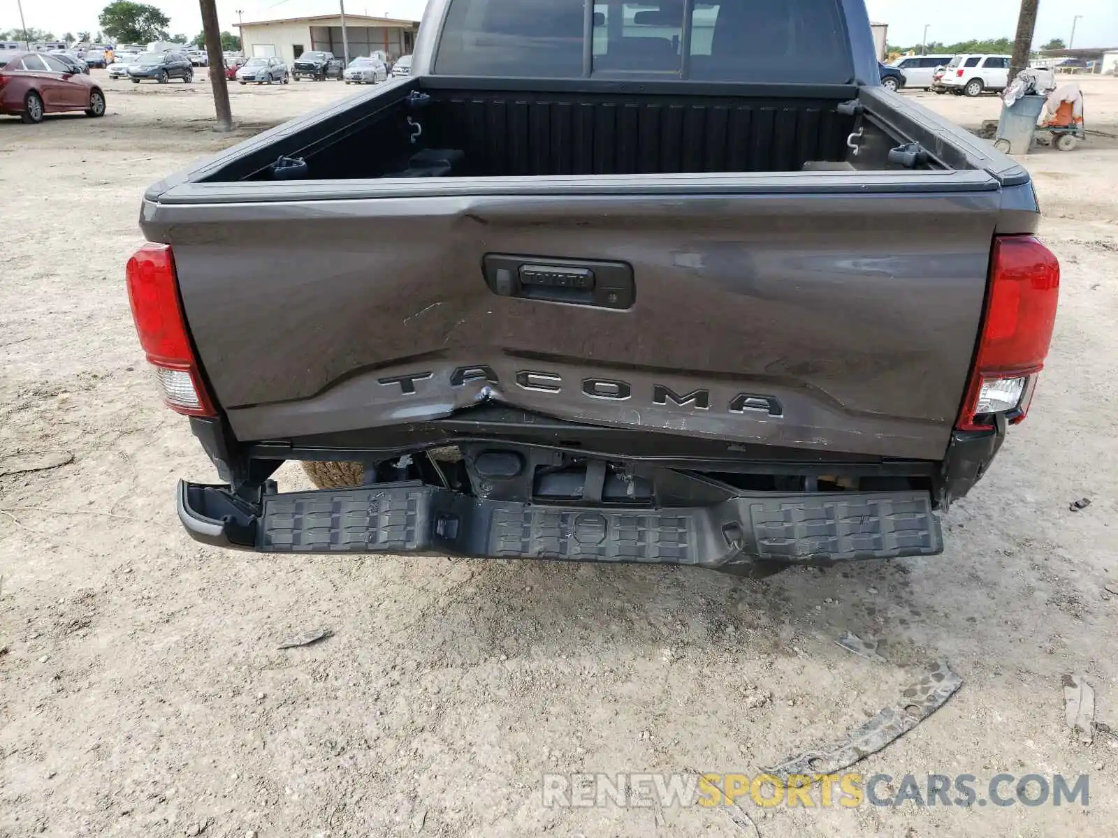 9 Photograph of a damaged car 5TFAX5GN0KX151820 TOYOTA TACOMA 2019