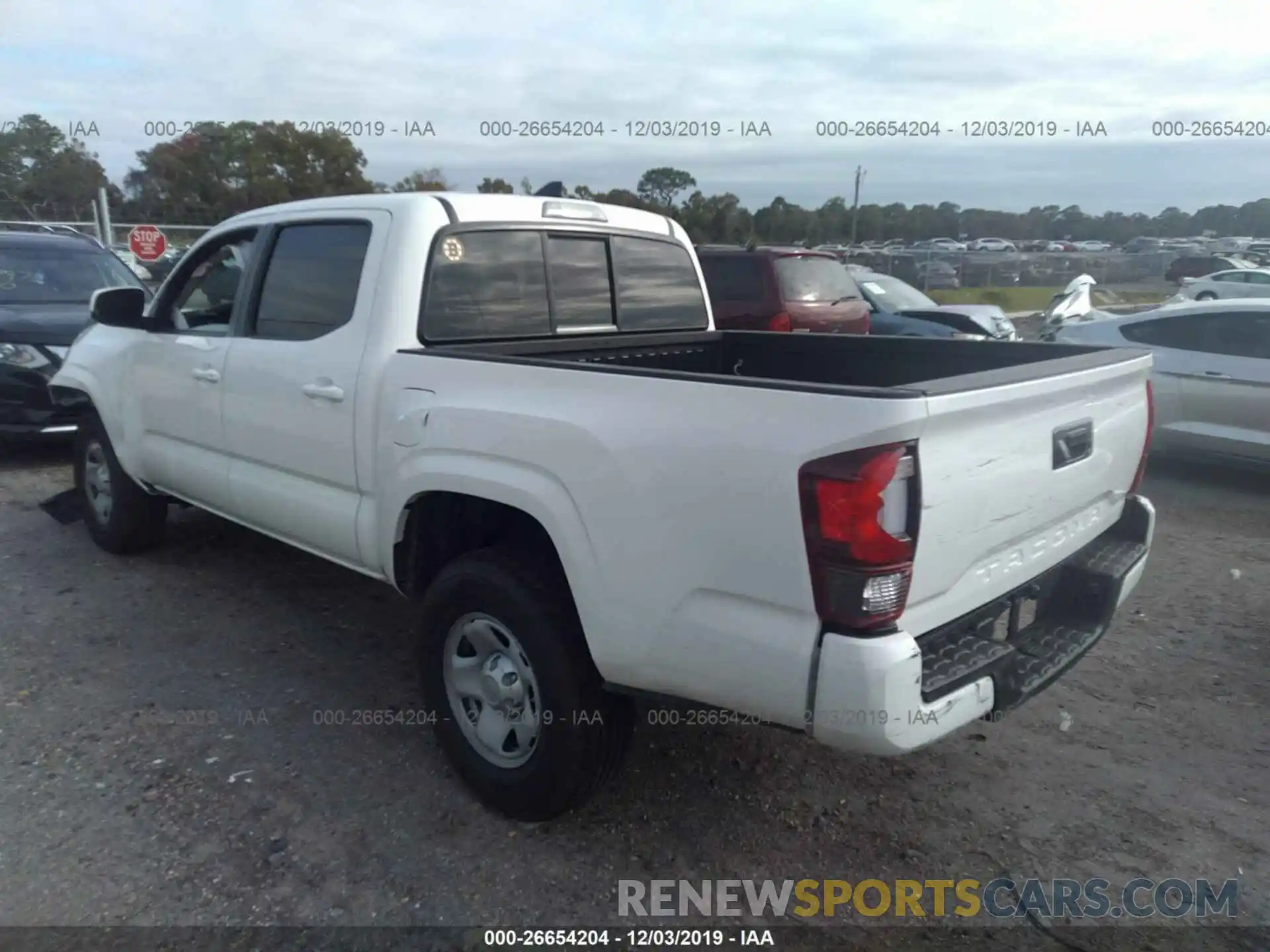 3 Фотография поврежденного автомобиля 5TFAX5GN0KX159027 TOYOTA TACOMA 2019