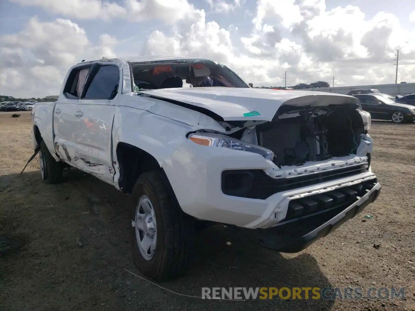 1 Photograph of a damaged car 5TFAX5GN0KX159822 TOYOTA TACOMA 2019