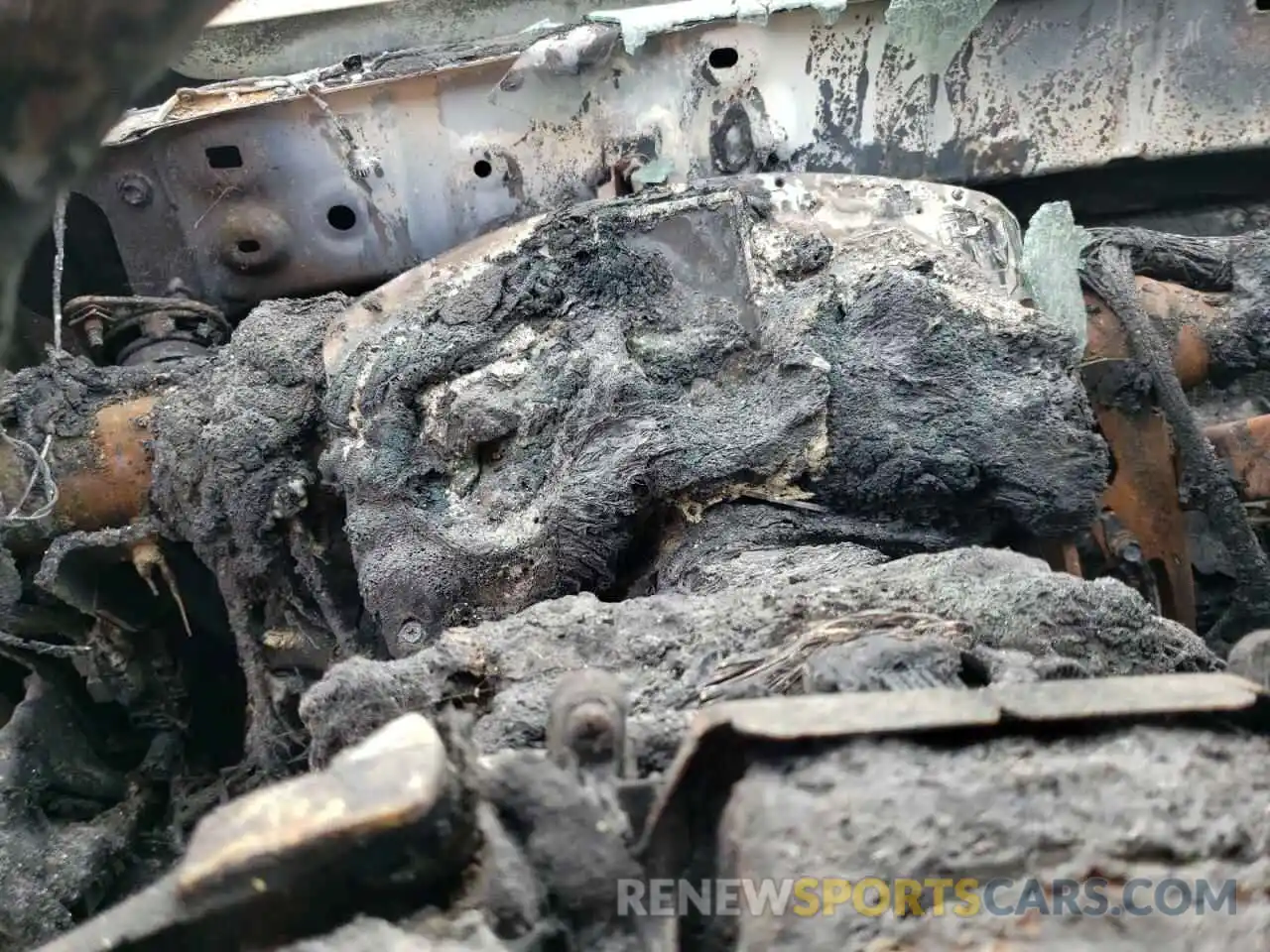 8 Photograph of a damaged car 5TFAX5GN0KX160050 TOYOTA TACOMA 2019