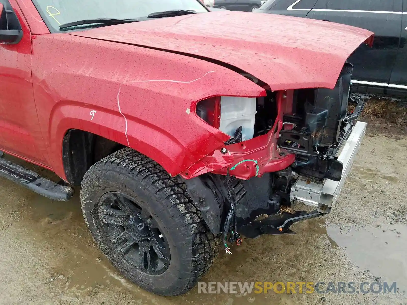 9 Photograph of a damaged car 5TFAX5GN1KX133259 TOYOTA TACOMA 2019