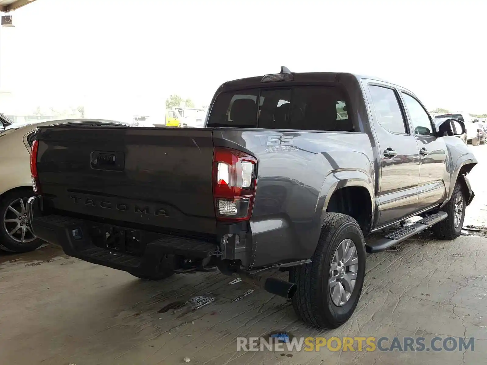 4 Photograph of a damaged car 5TFAX5GN1KX133892 TOYOTA TACOMA 2019