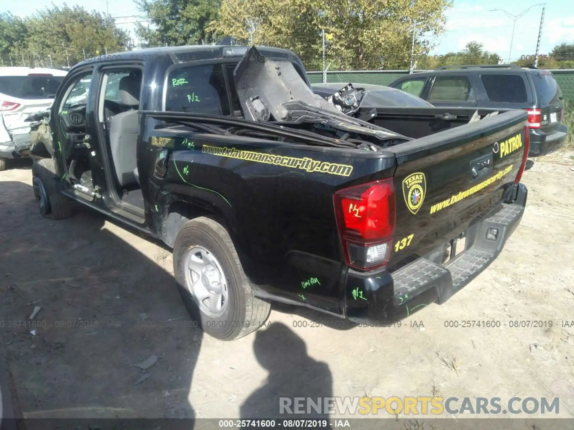 3 Photograph of a damaged car 5TFAX5GN1KX138669 TOYOTA TACOMA 2019