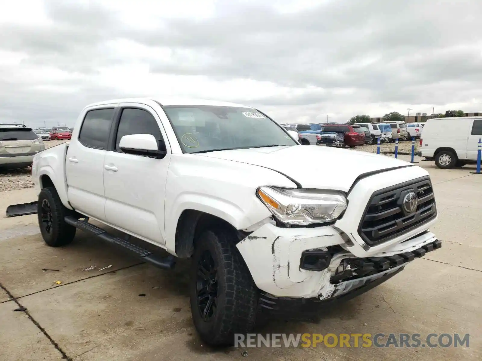 1 Фотография поврежденного автомобиля 5TFAX5GN1KX142088 TOYOTA TACOMA 2019