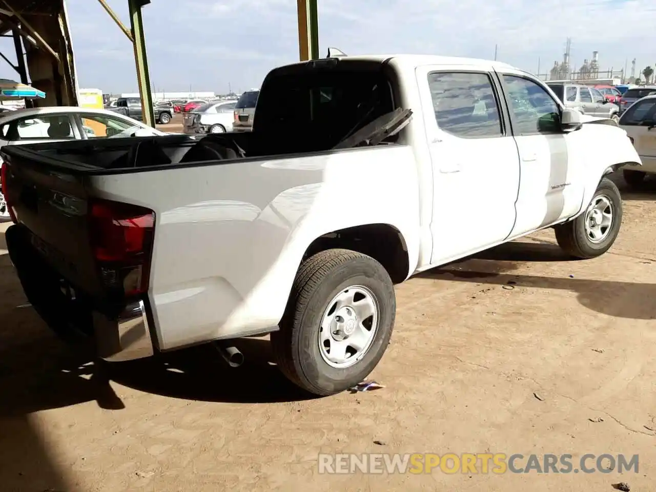 4 Photograph of a damaged car 5TFAX5GN1KX150417 TOYOTA TACOMA 2019