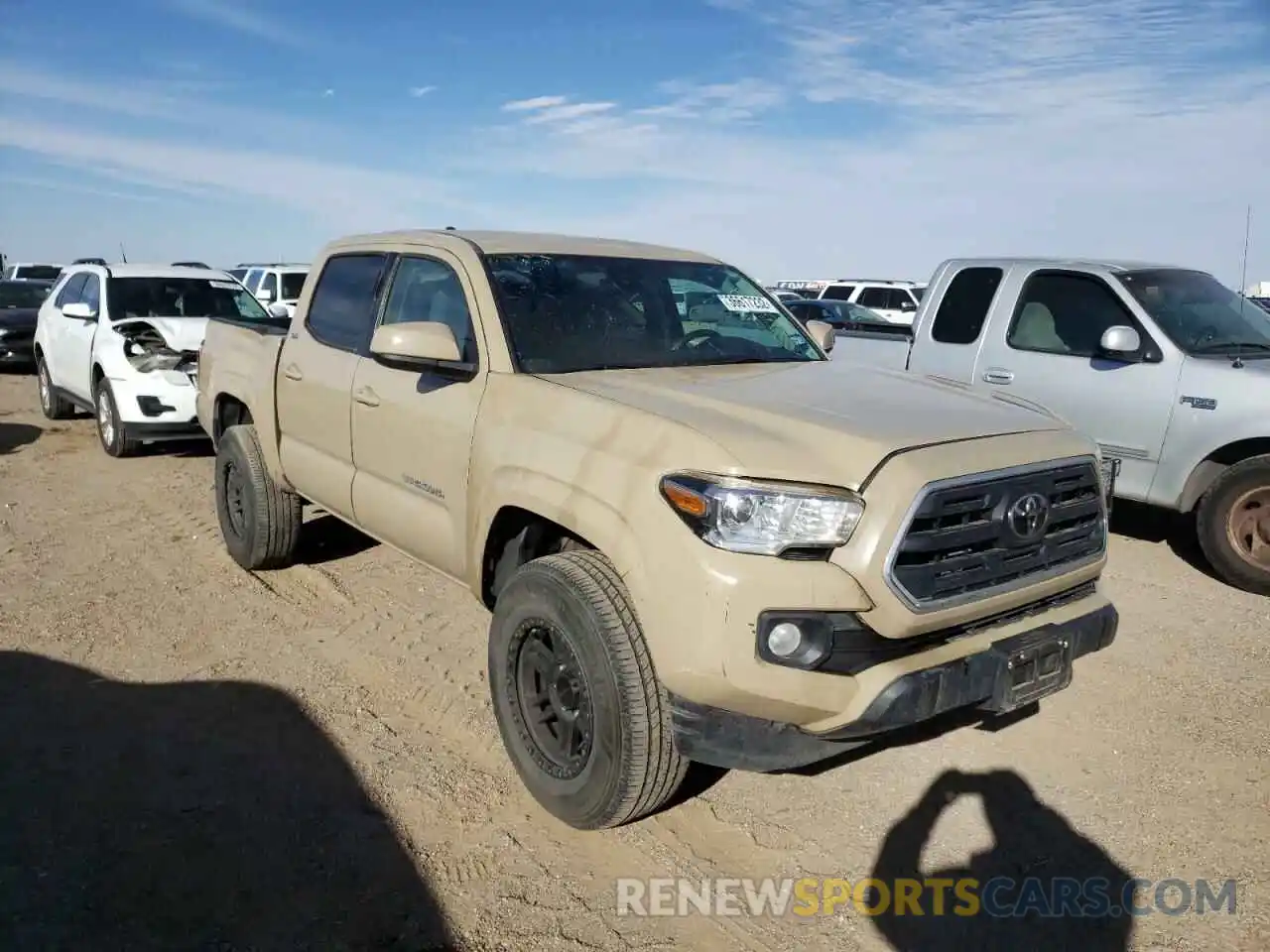 1 Photograph of a damaged car 5TFAX5GN2KX133934 TOYOTA TACOMA 2019