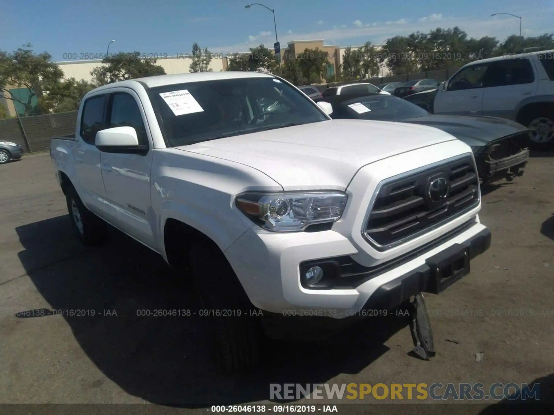 1 Photograph of a damaged car 5TFAX5GN2KX135747 TOYOTA TACOMA 2019