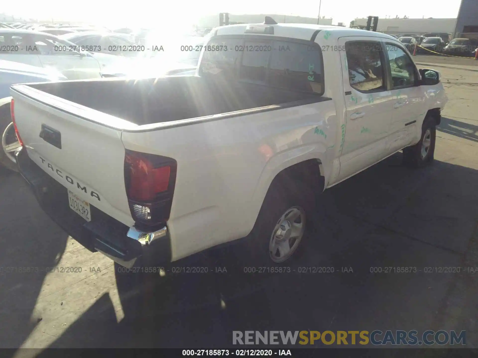 4 Photograph of a damaged car 5TFAX5GN2KX137224 TOYOTA TACOMA 2019