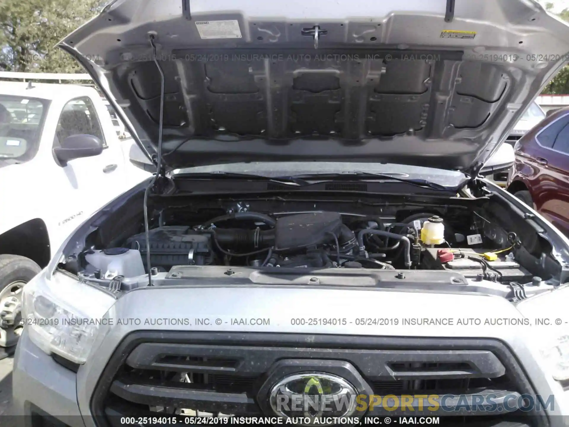 10 Фотография поврежденного автомобиля 5TFAX5GN2KX140818 TOYOTA TACOMA 2019