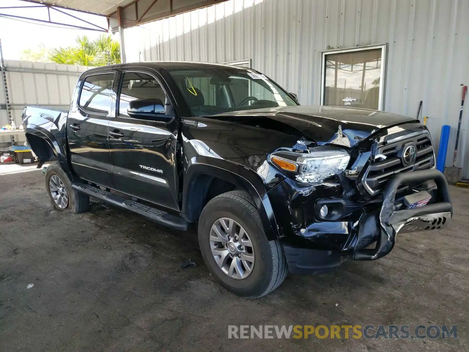 1 Photograph of a damaged car 5TFAX5GN2KX144996 TOYOTA TACOMA 2019