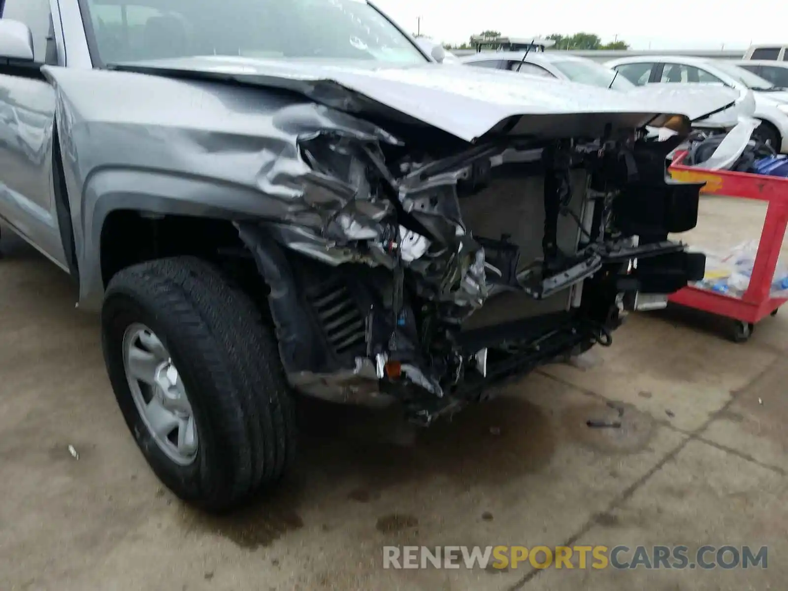 9 Photograph of a damaged car 5TFAX5GN2KX147011 TOYOTA TACOMA 2019