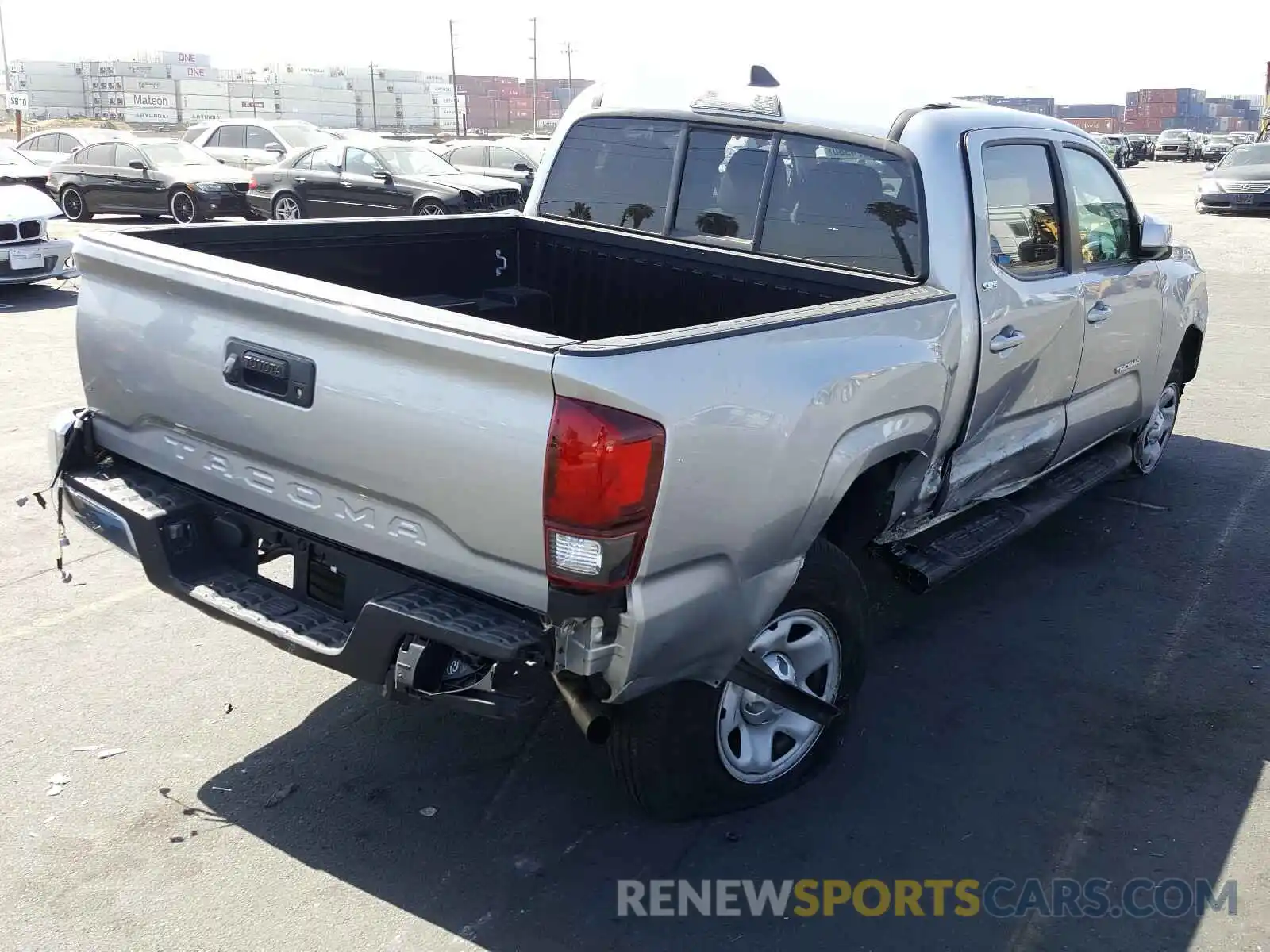 4 Photograph of a damaged car 5TFAX5GN2KX148014 TOYOTA TACOMA 2019