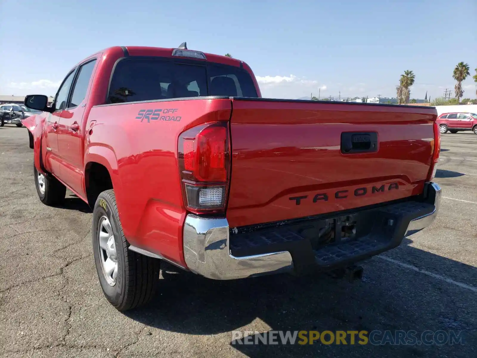 3 Photograph of a damaged car 5TFAX5GN2KX150975 TOYOTA TACOMA 2019