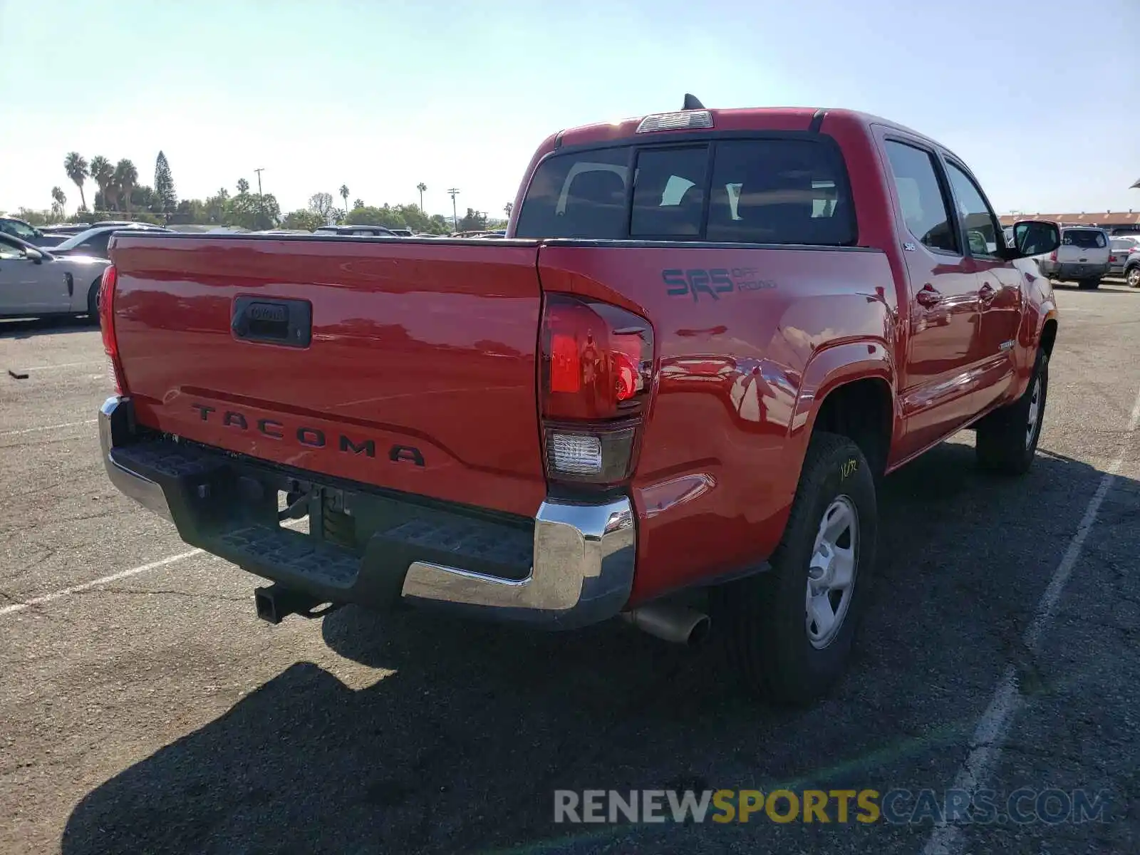 4 Photograph of a damaged car 5TFAX5GN2KX150975 TOYOTA TACOMA 2019