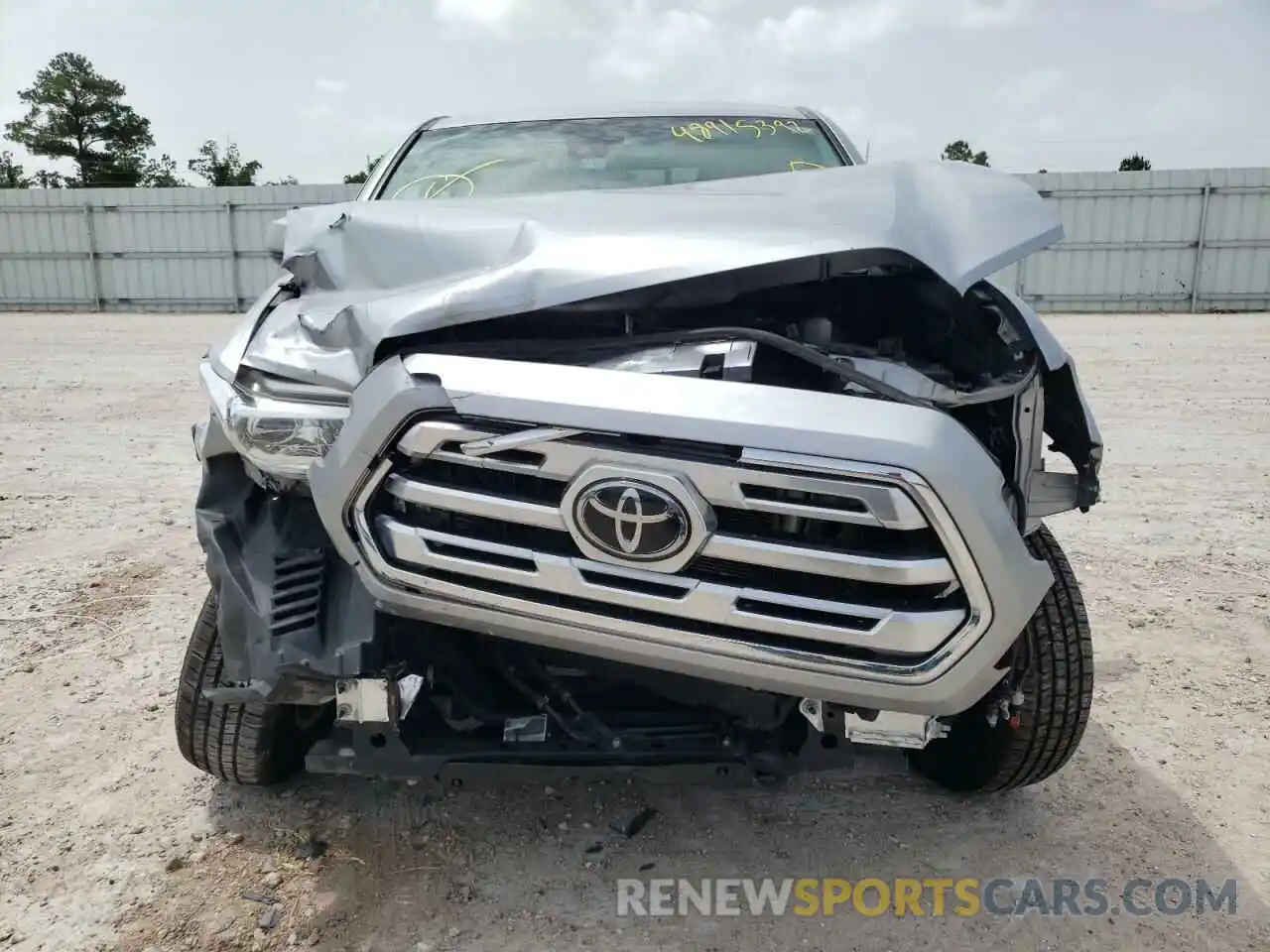 9 Photograph of a damaged car 5TFAX5GN2KX151124 TOYOTA TACOMA 2019