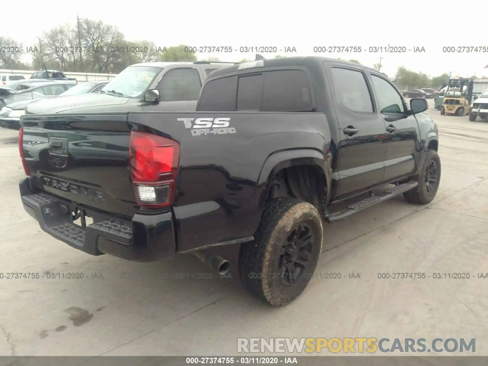 4 Photograph of a damaged car 5TFAX5GN2KX151530 TOYOTA TACOMA 2019