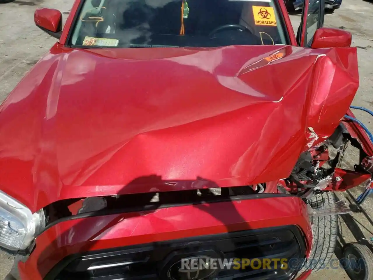 7 Photograph of a damaged car 5TFAX5GN2KX160177 TOYOTA TACOMA 2019