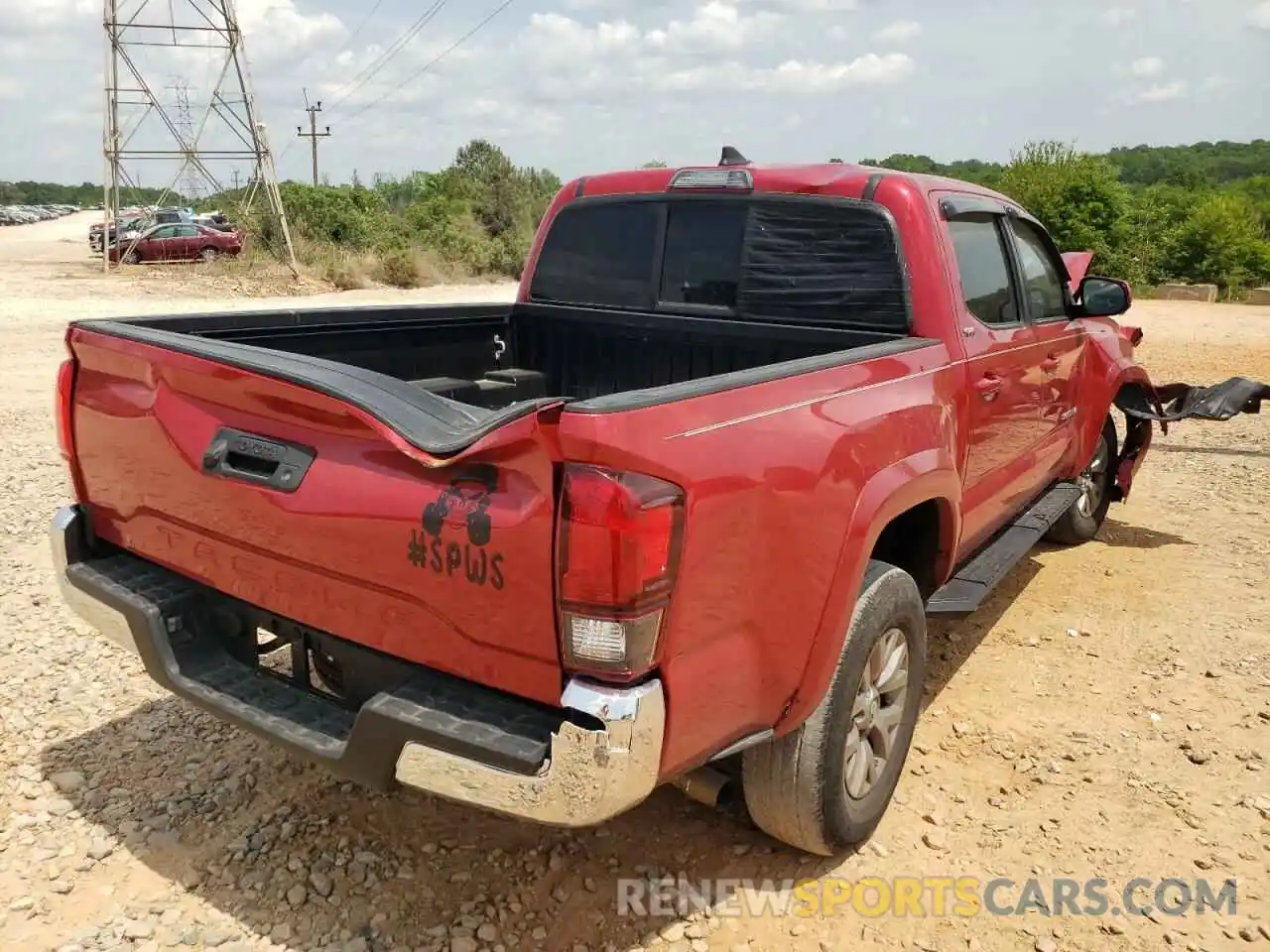 4 Фотография поврежденного автомобиля 5TFAX5GN2KX161510 TOYOTA TACOMA 2019