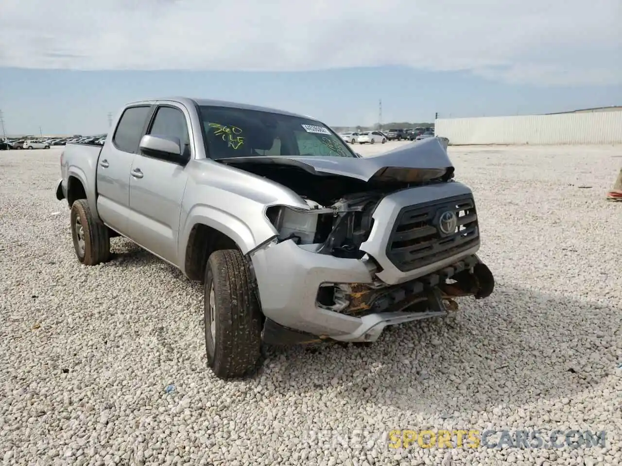 1 Photograph of a damaged car 5TFAX5GN2KX162334 TOYOTA TACOMA 2019