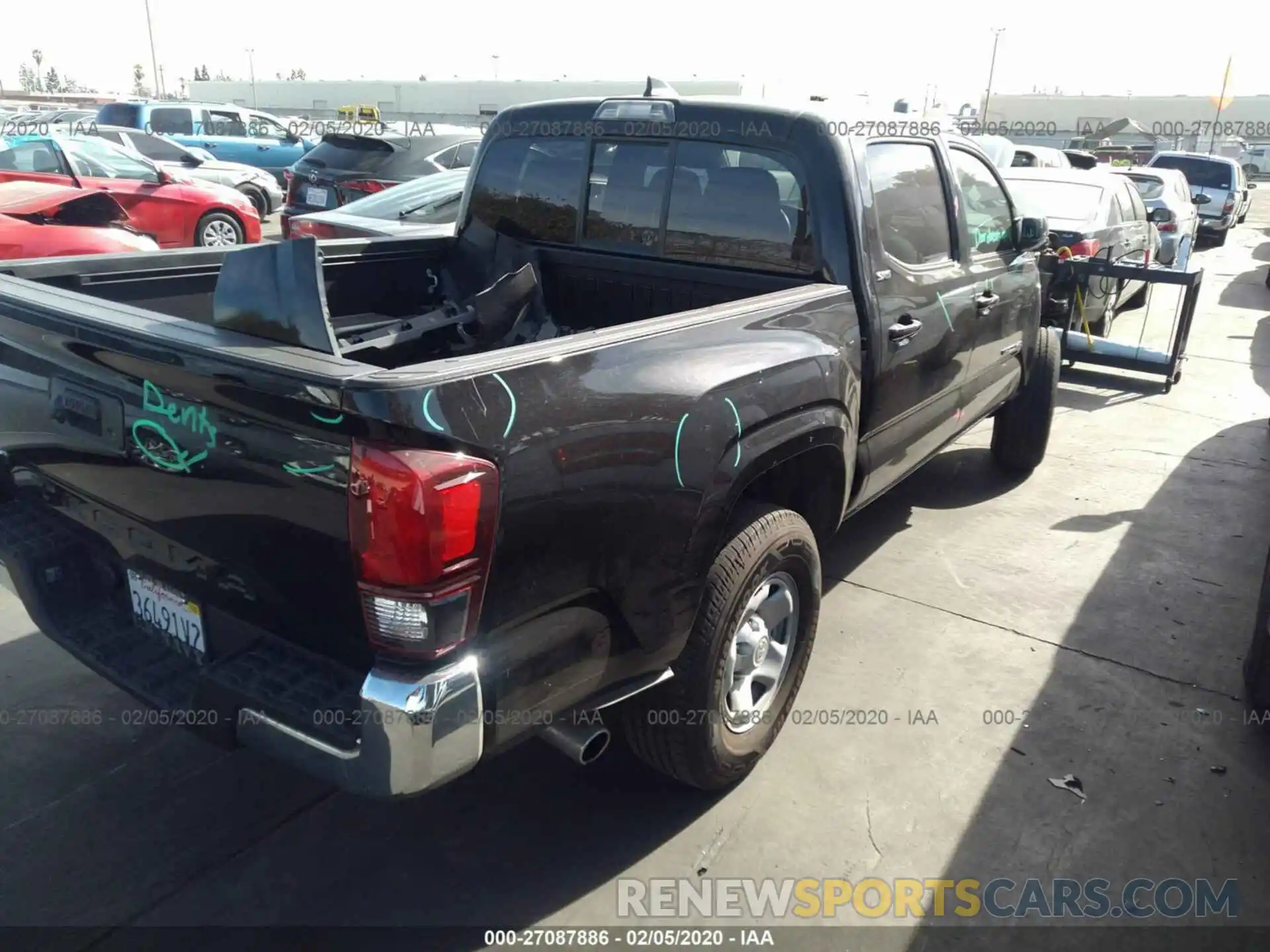 4 Photograph of a damaged car 5TFAX5GN2KX164911 TOYOTA TACOMA 2019