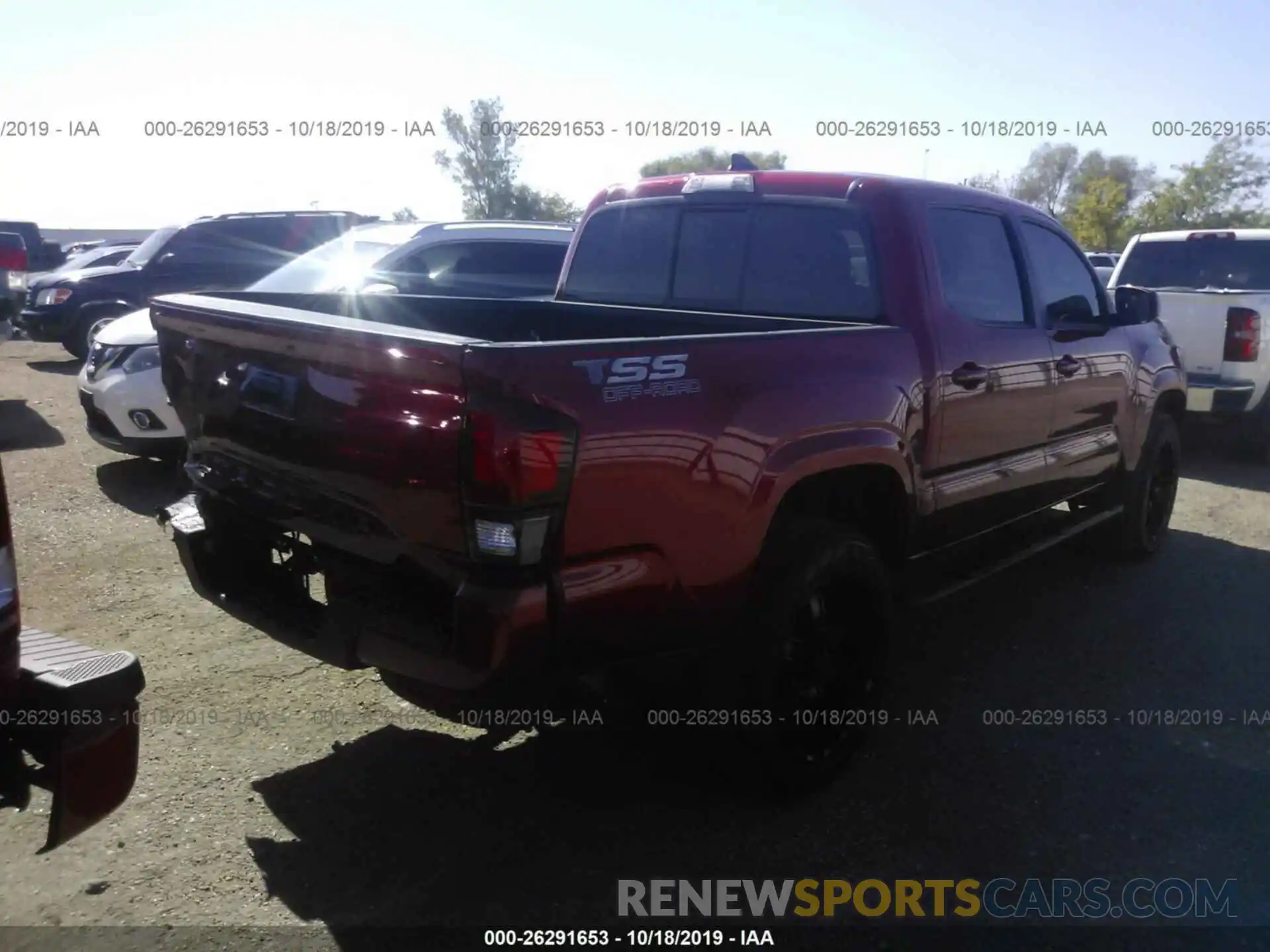 4 Photograph of a damaged car 5TFAX5GN3KX139094 TOYOTA TACOMA 2019