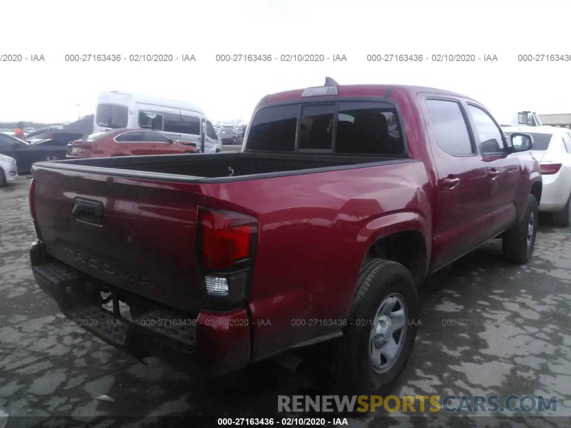 4 Photograph of a damaged car 5TFAX5GN3KX139662 TOYOTA TACOMA 2019