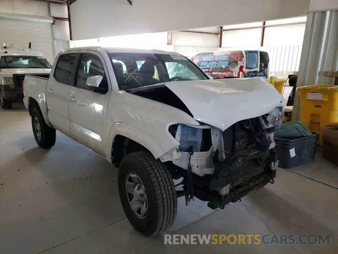 1 Photograph of a damaged car 5TFAX5GN3KX144005 TOYOTA TACOMA 2019