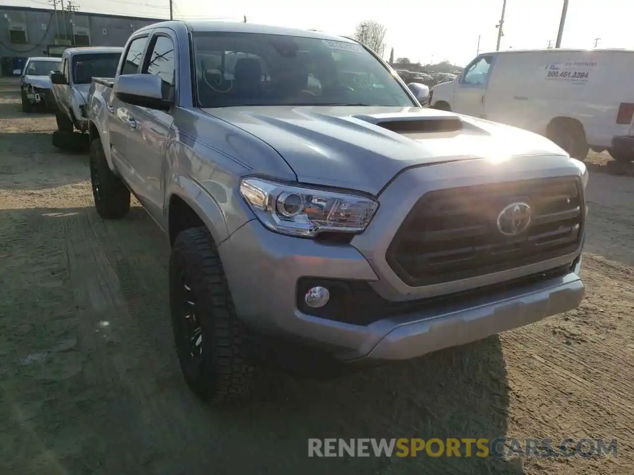 1 Photograph of a damaged car 5TFAX5GN3KX157028 TOYOTA TACOMA 2019