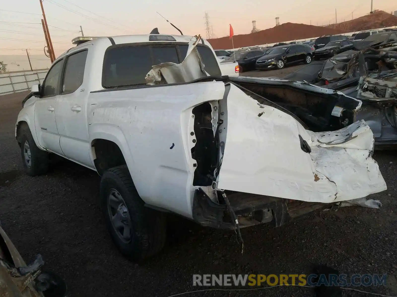 3 Photograph of a damaged car 5TFAX5GN3KX157837 TOYOTA TACOMA 2019