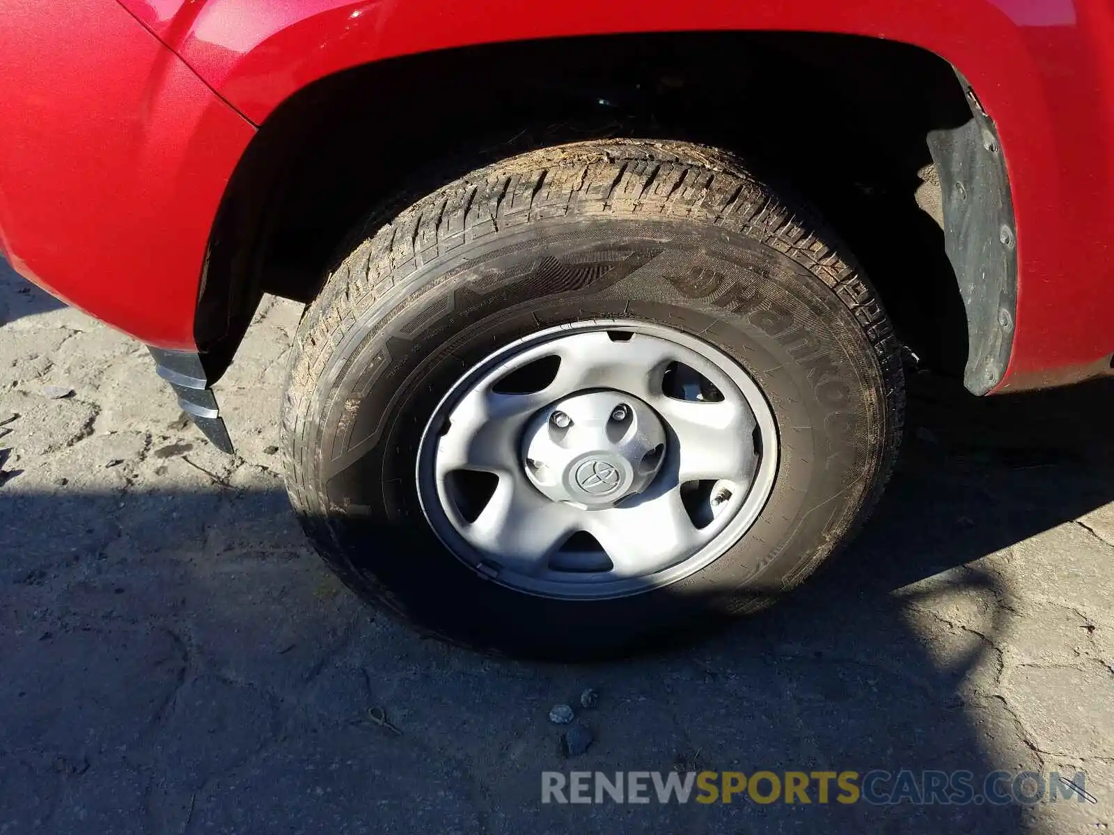 9 Photograph of a damaged car 5TFAX5GN3KX160172 TOYOTA TACOMA 2019