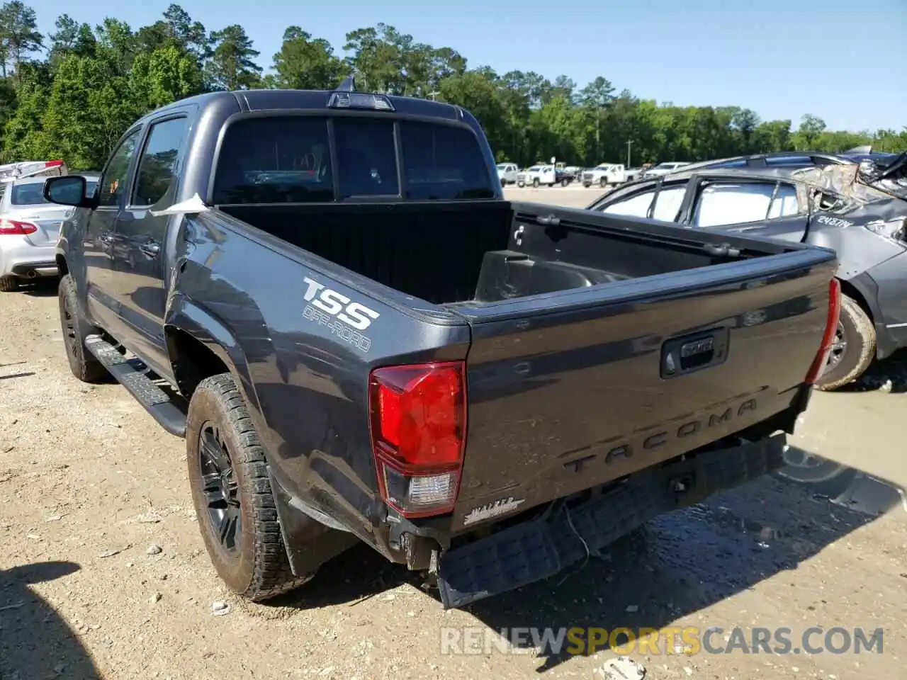 3 Photograph of a damaged car 5TFAX5GN3KX161337 TOYOTA TACOMA 2019