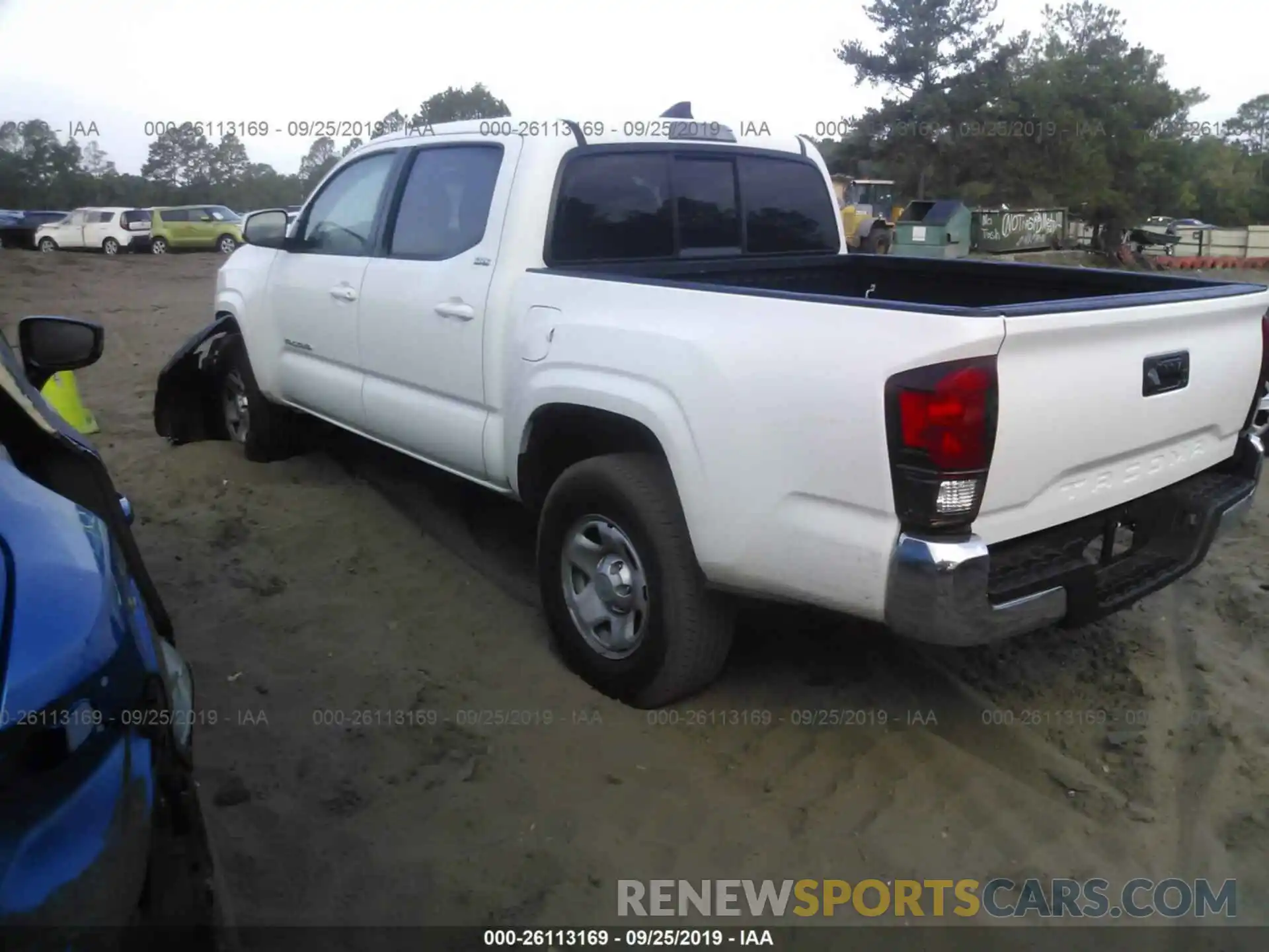 3 Photograph of a damaged car 5TFAX5GN4KX133871 TOYOTA TACOMA 2019