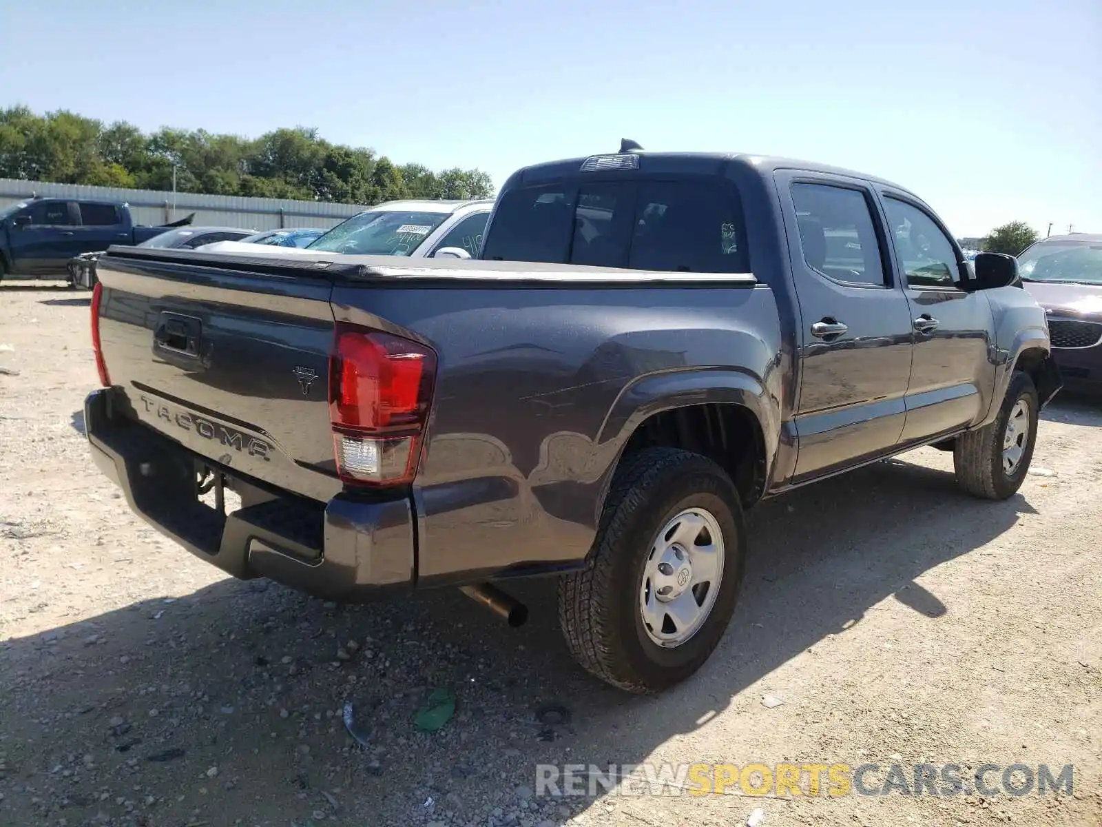 4 Photograph of a damaged car 5TFAX5GN4KX134762 TOYOTA TACOMA 2019