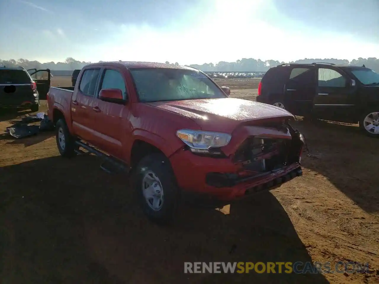 1 Photograph of a damaged car 5TFAX5GN4KX138794 TOYOTA TACOMA 2019