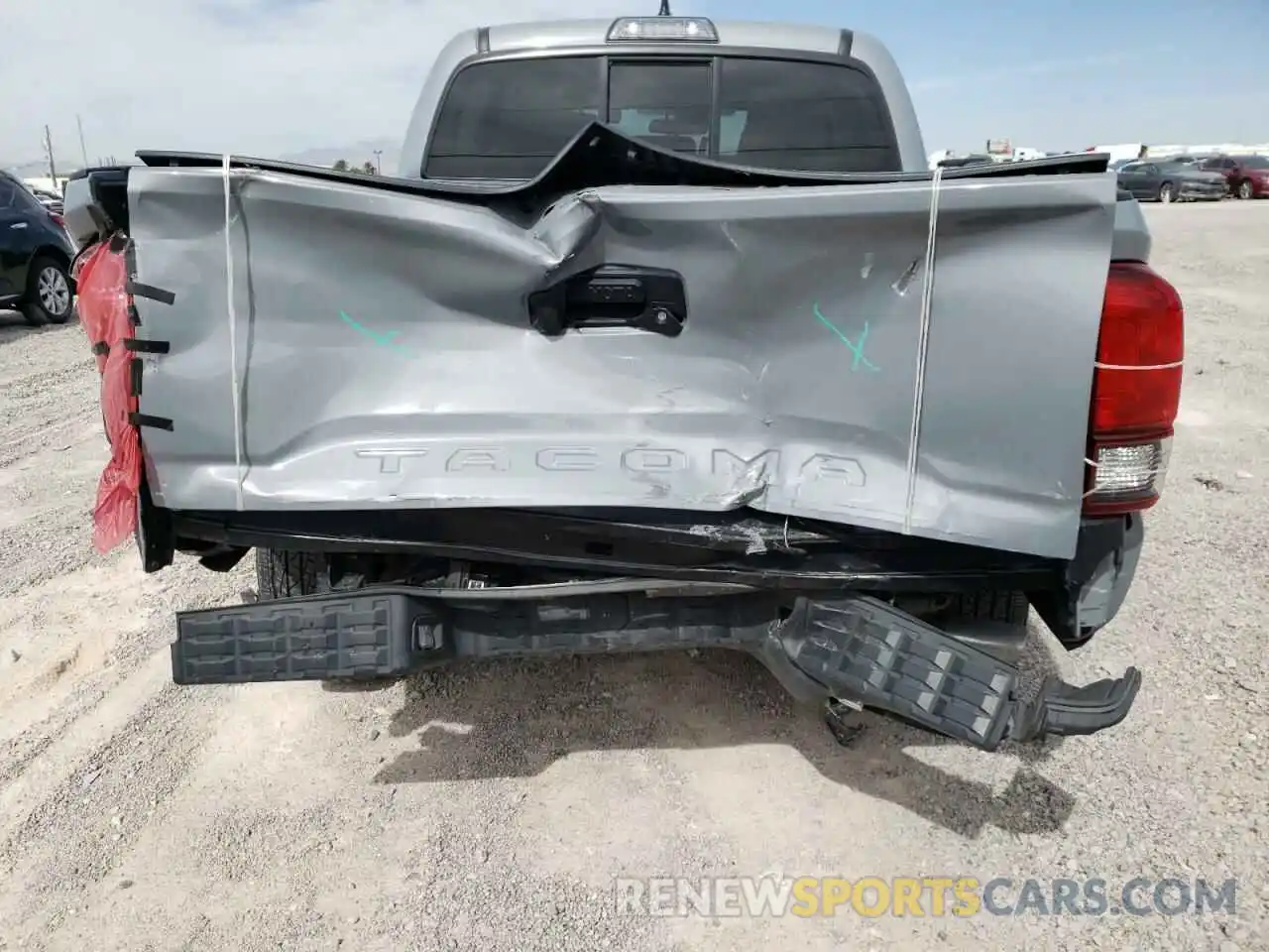 9 Photograph of a damaged car 5TFAX5GN4KX141923 TOYOTA TACOMA 2019