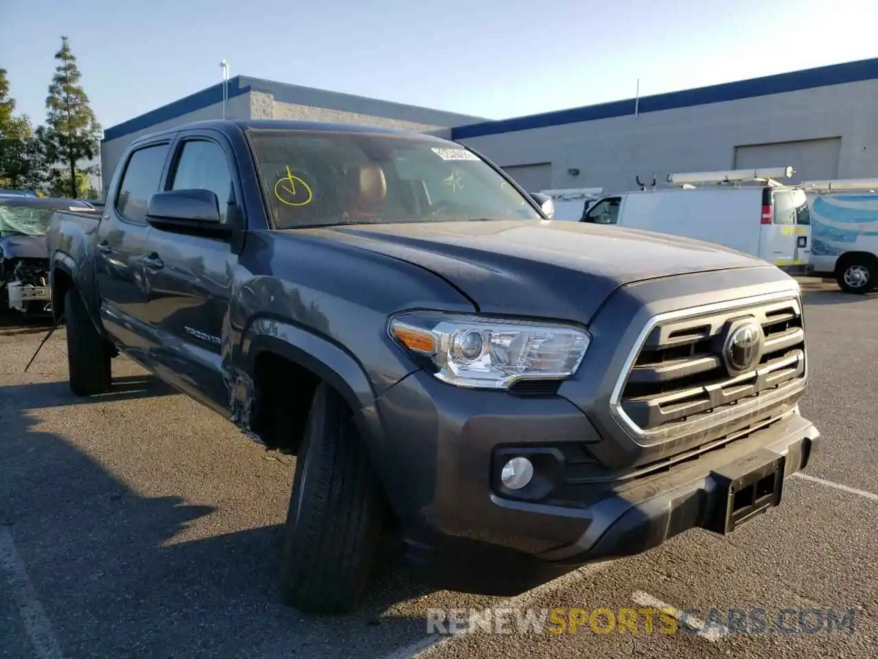 1 Photograph of a damaged car 5TFAX5GN4KX148810 TOYOTA TACOMA 2019