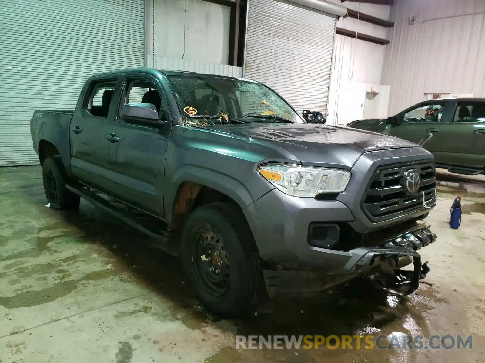 1 Photograph of a damaged car 5TFAX5GN4KX149407 TOYOTA TACOMA 2019