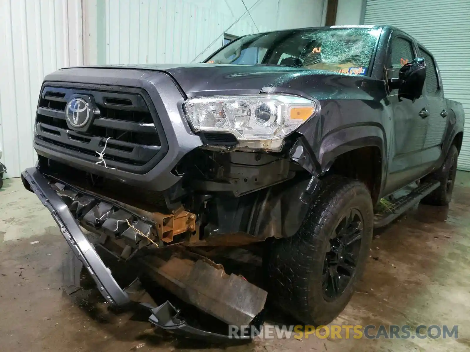 9 Photograph of a damaged car 5TFAX5GN4KX149407 TOYOTA TACOMA 2019