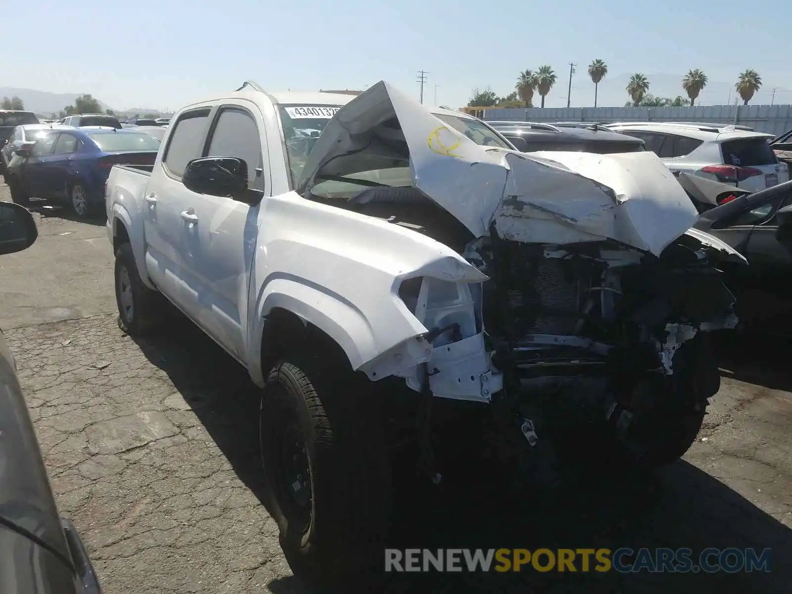 1 Photograph of a damaged car 5TFAX5GN4KX150069 TOYOTA TACOMA 2019