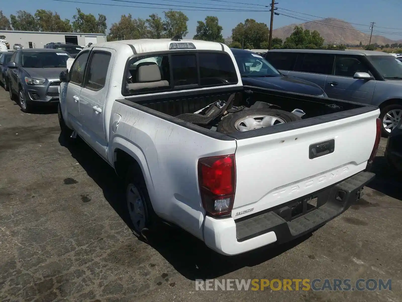 3 Photograph of a damaged car 5TFAX5GN4KX150069 TOYOTA TACOMA 2019